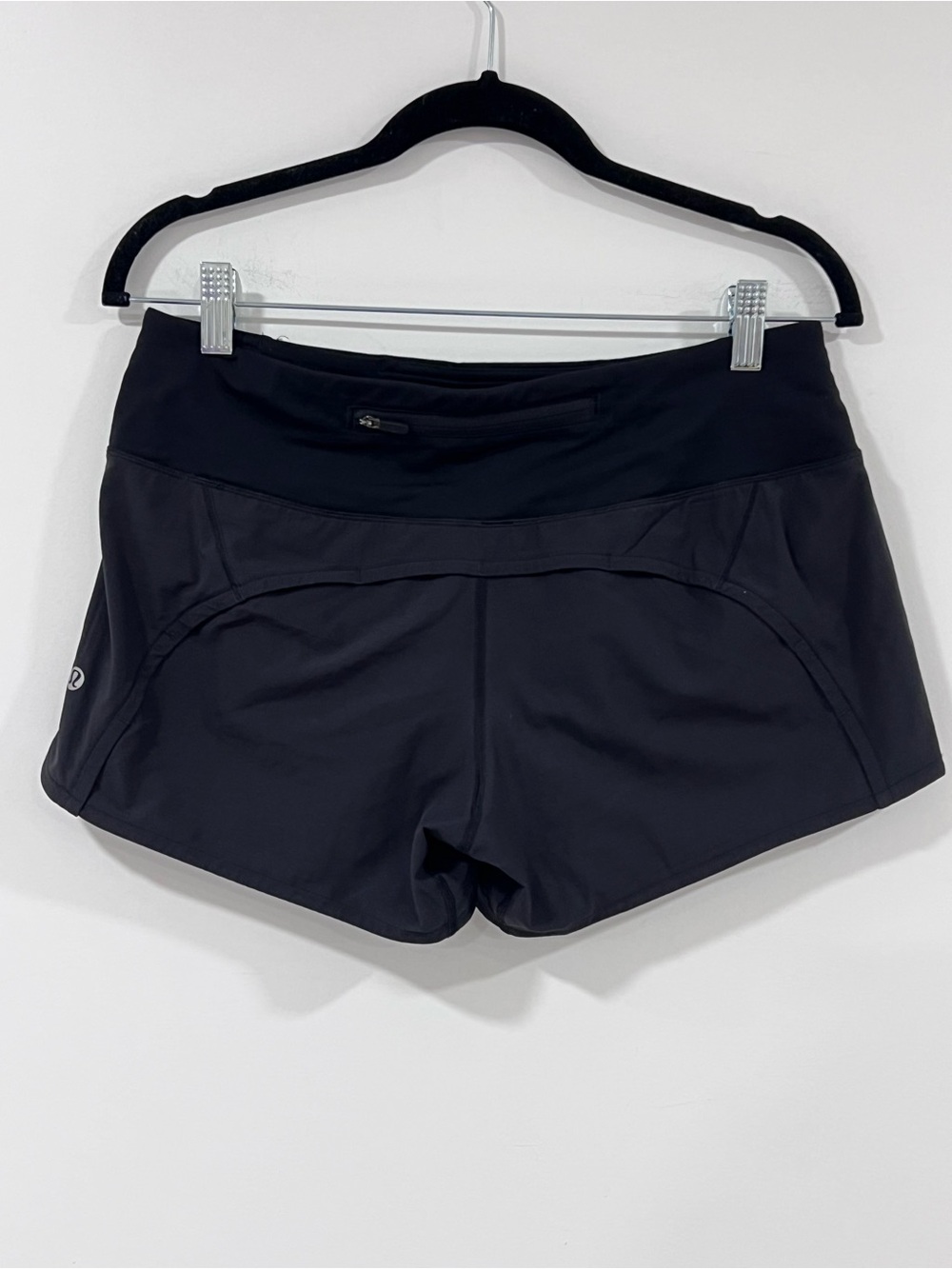 Lululemon Speed Up Shorts - Picture 2 of 4